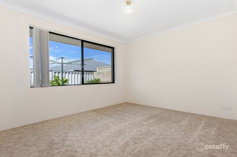 Property photo of 24 Langston Close Port Kennedy WA 6172