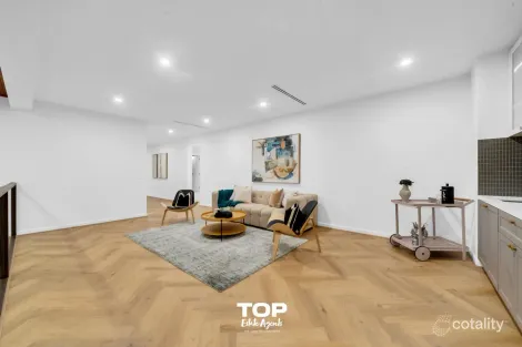 Property photo of 30 Warralily Avenue Clyde VIC 3978