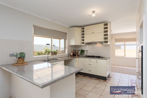 Property photo of 41 Cupello Drive Swan View WA 6056