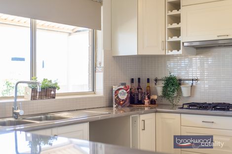 Property photo of 41 Cupello Drive Swan View WA 6056
