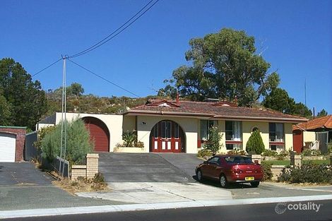 136 Camberwarra Dr, Craigie, WA 6025