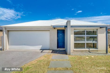 Property photo of 19 Barmera Way Truganina VIC 3029