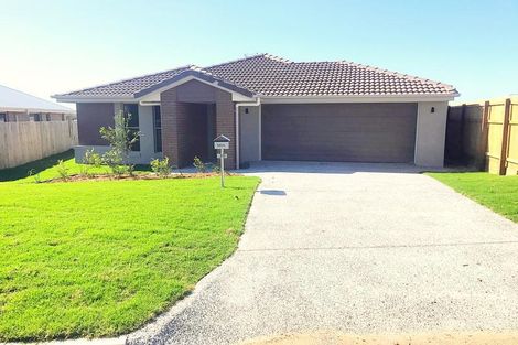 Property photo of 30 McWilliam Street Pimpama QLD 4209