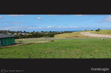 Property photo of 29 Lawson Drive Lakes Entrance VIC 3909