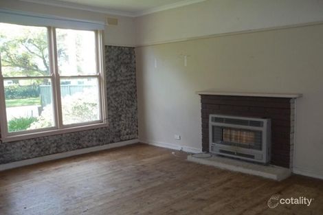 Property photo of 24 Meadows Avenue Benalla VIC 3672