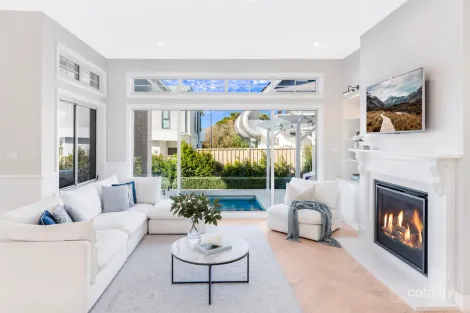 Property photo of 6 Seaside Avenue Shell Cove NSW 2529