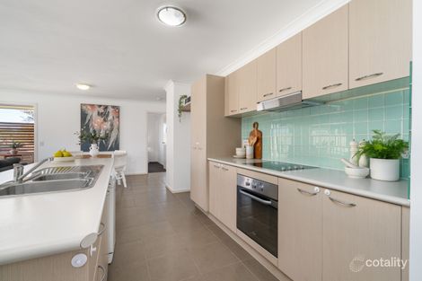 Property photo of 6 Blacket Place Hamilton Valley NSW 2641