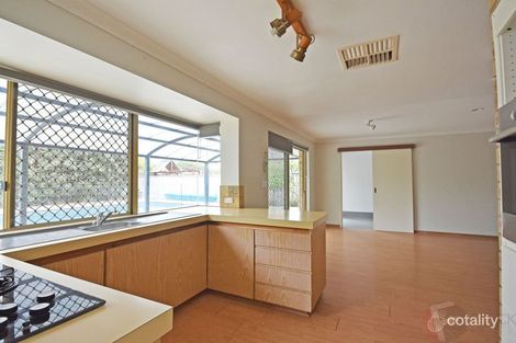 Property photo of 10 Pebblewood Road Woodvale WA 6026