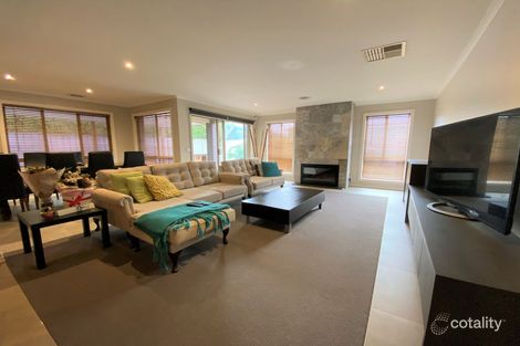 Property photo of 6 Tallgum Place Craigieburn VIC 3064