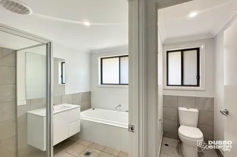 Property photo of 55 Champagne Drive Dubbo NSW 2830