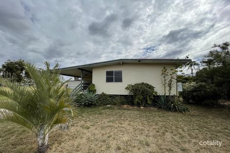 Property photo of 16 Yeates Crescent Dysart QLD 4745