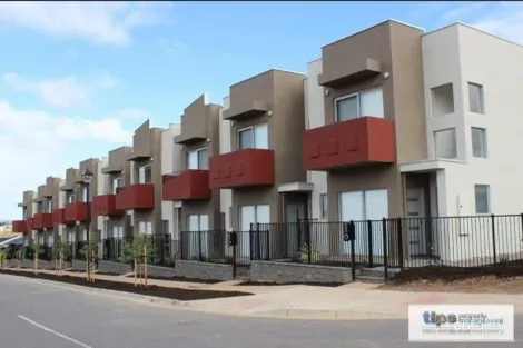 16 Orca Ct, Seaford Meadows, SA 5169