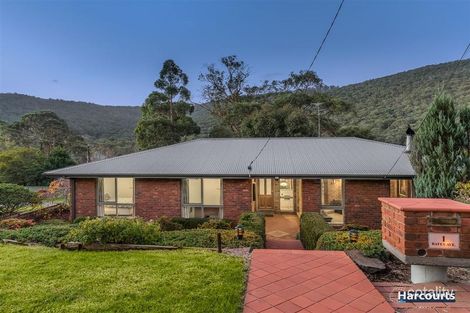 1 Bates Ave, Upper Ferntree Gully, VIC 3156