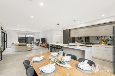 Property photo of 18 Helen Circuit Googong NSW 2620