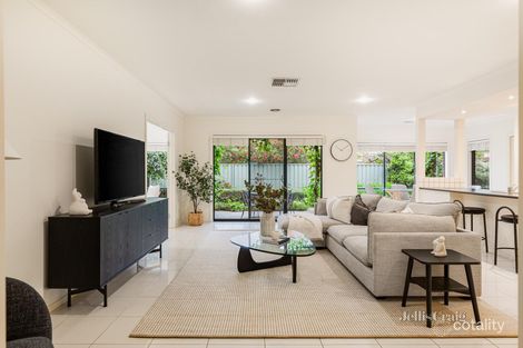 Property photo of 45 St Michaels Place Lake Gardens VIC 3355