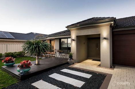 Property photo of 3 Daviesia Turn Success WA 6164