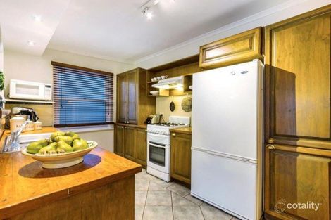 Property photo of 93 New Street Ringwood VIC 3134