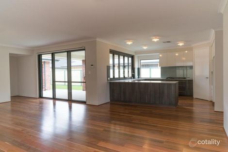 37 Gaebler Rd, Hammond Park, WA 6164