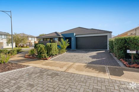 19 Lee-Steere Cres, Piara Waters, WA 6112
