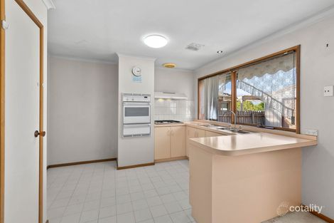 Property photo of 4 Westminster Court Hampton Park VIC 3976