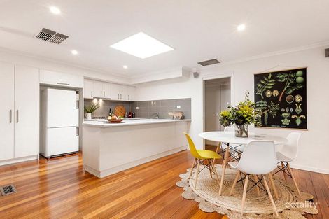 Property photo of 12 Peppermint Grove Eltham VIC 3095