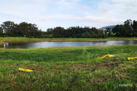 Property photo of 32 Farmgate Crescent Calderwood NSW 2527