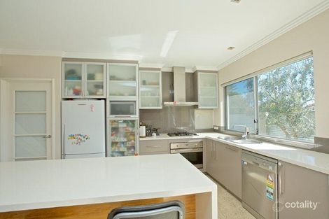 Property photo of 2A Edmondson Crescent Karrinyup WA 6018
