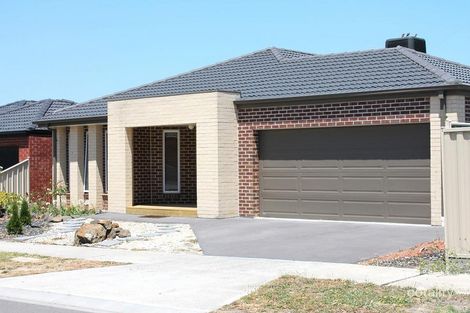 Property photo of 40 Shaftesbury Drive Epping VIC 3076