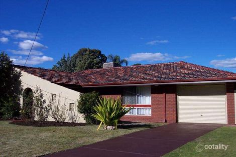 42 Windsor Dr, Gosnells, WA 6110