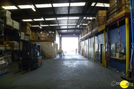 319-321 Albert St, Brunswick, VIC 3056