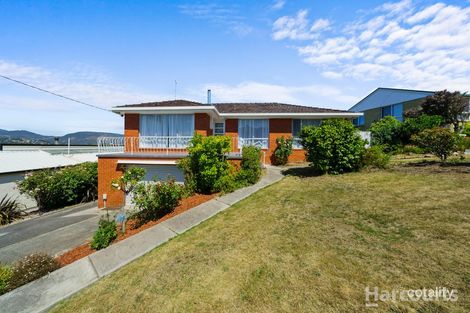 Property photo of 11 Arncliffe Road Austins Ferry TAS 7011