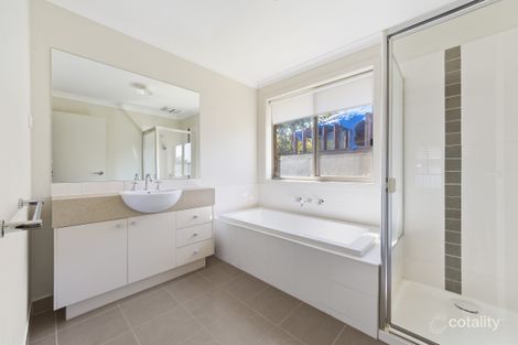 Property photo of 2 Unicorn Court Truganina VIC 3029
