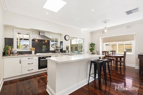 Property photo of 35 Brassey Avenue Rosanna VIC 3084