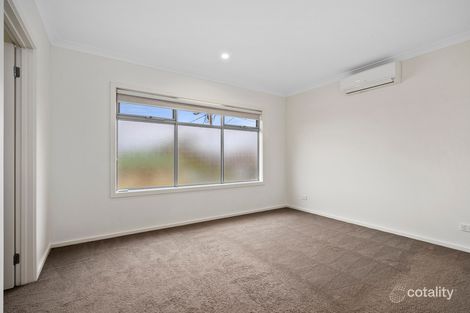 Property photo of 5 Walsh Grove North Geelong VIC 3215