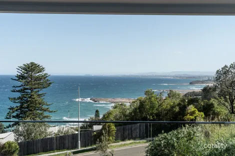 Property photo of 10 McCann Circuit Wombarra NSW 2515
