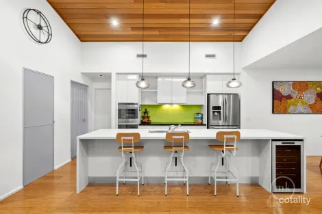 Property photo of 15 Delegate Way Whittlesea VIC 3757