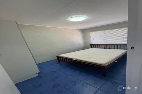 Property photo of 2/53 Esmond Street Emerald QLD 4720