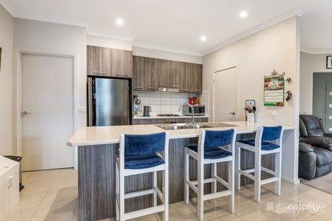 Property photo of 6 Billiard Court Kangaroo Flat VIC 3555