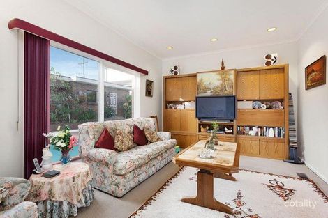 Property photo of 12 Erskine Ridge Mooroolbark VIC 3138