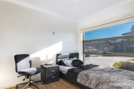 Property photo of 1/12 Merlynston Close Dallas VIC 3047