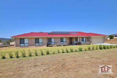 Property photo of 25 Nagle Crescent Hatton Vale QLD 4341
