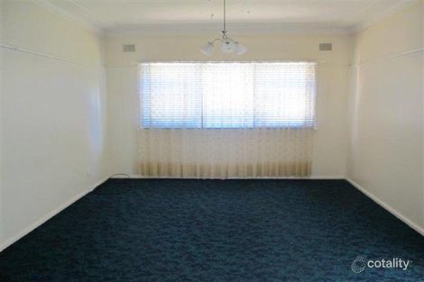 Property photo of 30 Cabramatta Road East Cabramatta NSW 2166