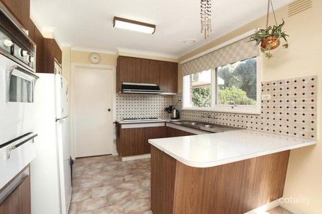Property photo of 65 Camelot Drive Glen Waverley VIC 3150