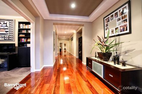 Property photo of 25 Eagleview Way Craigieburn VIC 3064
