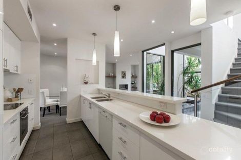Property photo of 2/52 Bruce Street Toorak VIC 3142