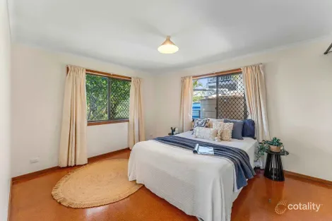 Property photo of 45 Granada Street Wynnum QLD 4178