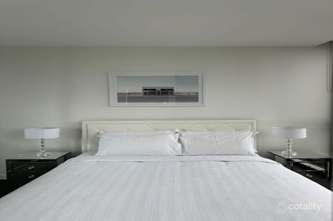 Property photo of 3306/245-251 City Road Southbank VIC 3006