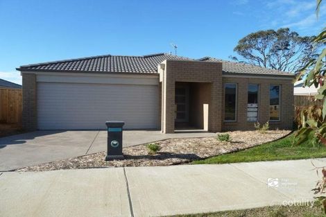 33 Coast Ave, Paynesville, VIC 3880