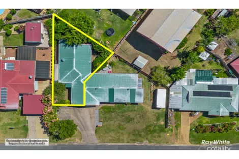 Property photo of 2/6 Benowa Drive Taranganba QLD 4703