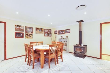 Property photo of 2 Merewether Close Branxton NSW 2335